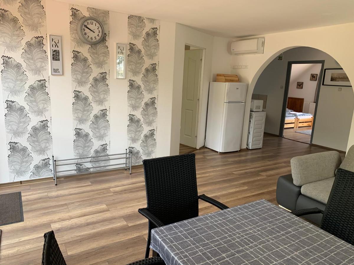 Borsi Apartman Балатональмаді Екстер'єр фото